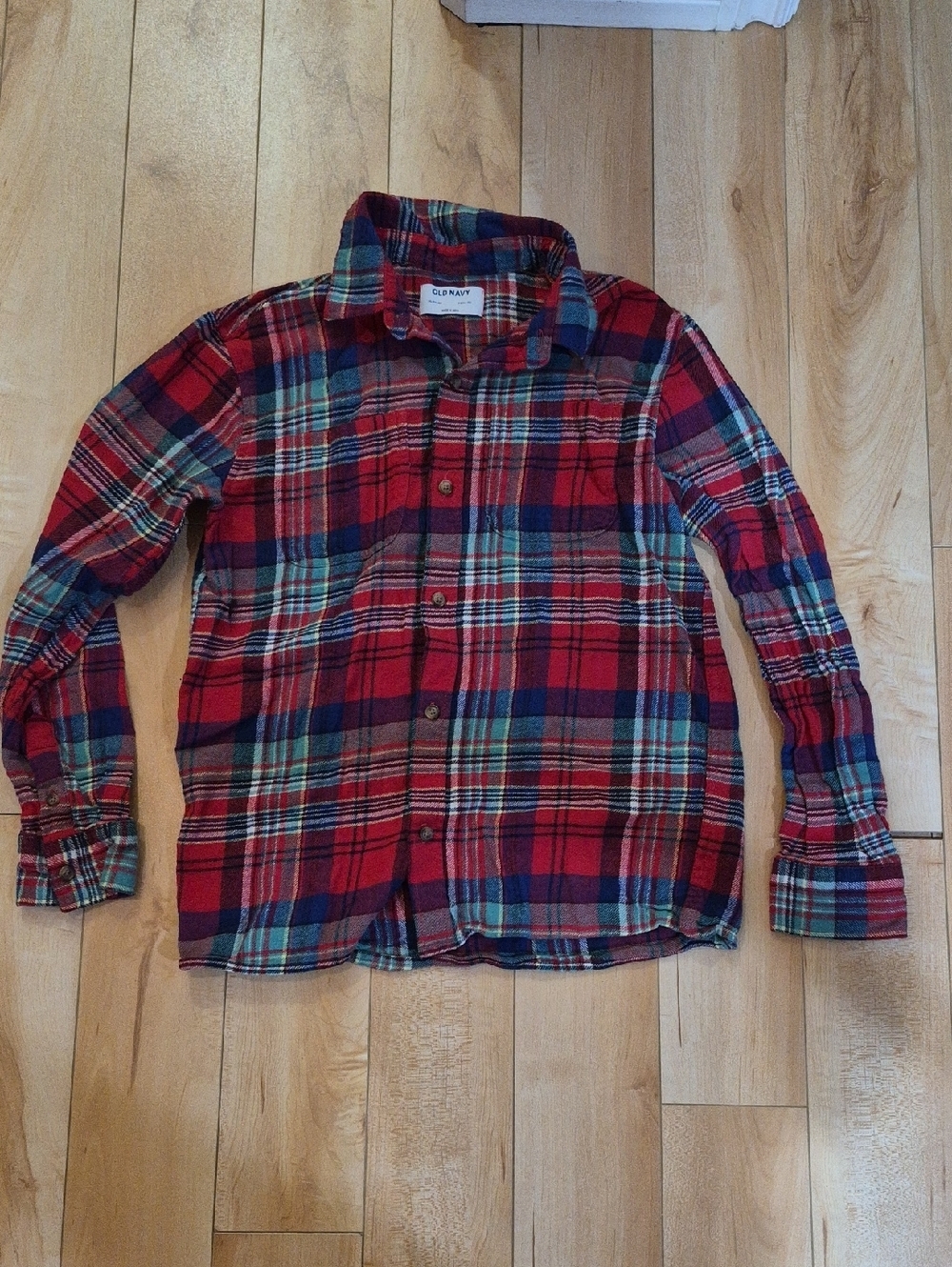 Boys Size 14/16 Old Navy Plaid Button Up Shirt